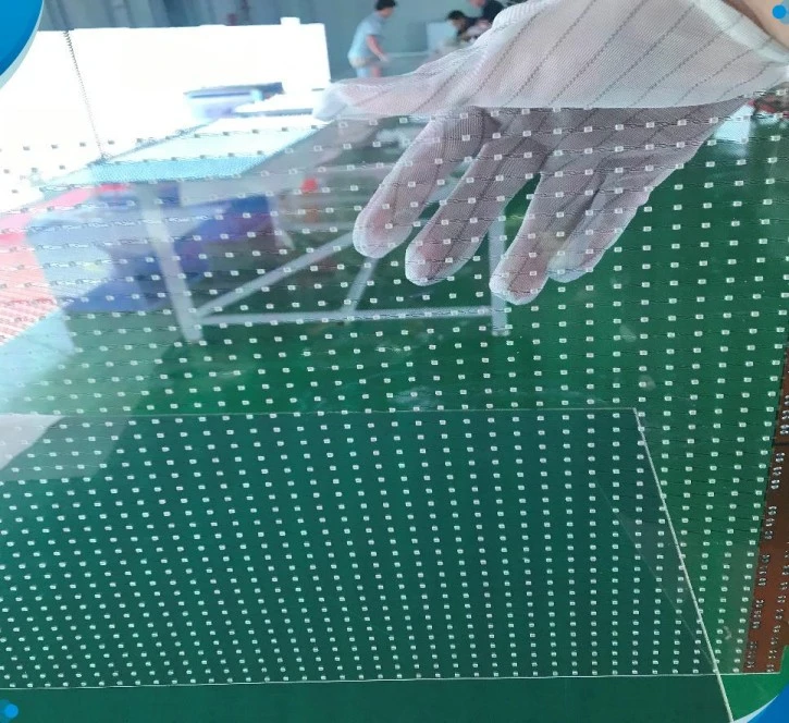 شاشة LED شفافة لاصقة